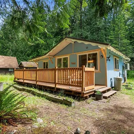 Cozy Cedar Cabin Steps Away From Mt. Rainier Ashford Exterior photo